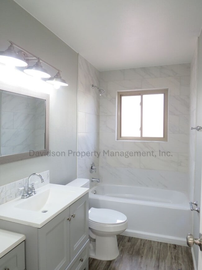 Building Photo - Updated 3-Bedroom Home on the West Side