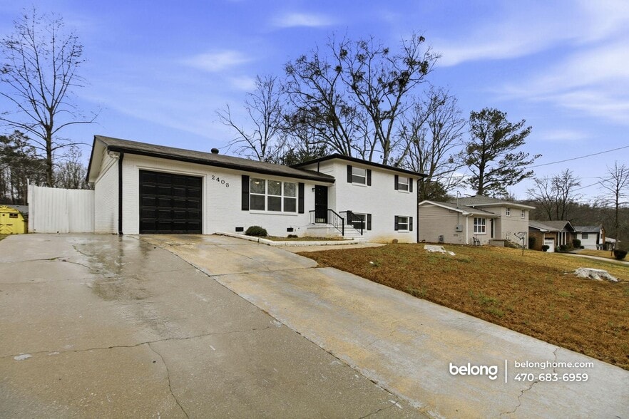 Building Photo - 2403 Tiffany Pl