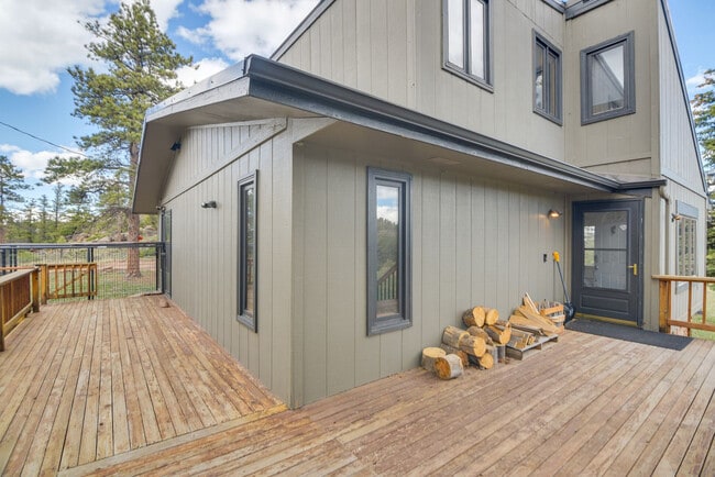 Building Photo - 465 Springmeadow Way