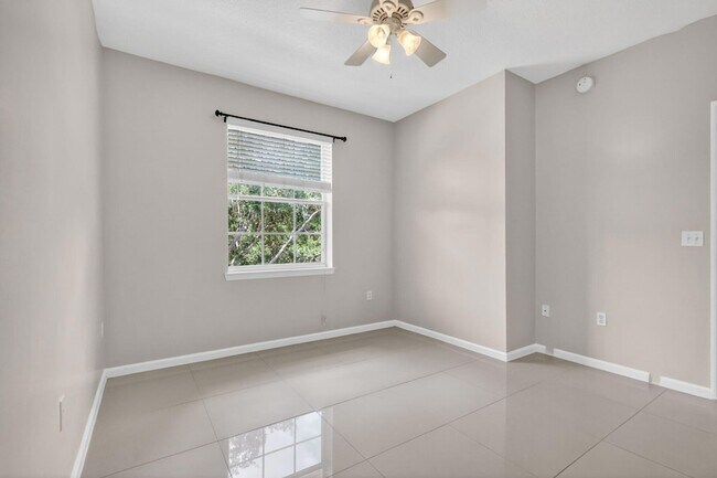 Building Photo - 175 Galicia Way