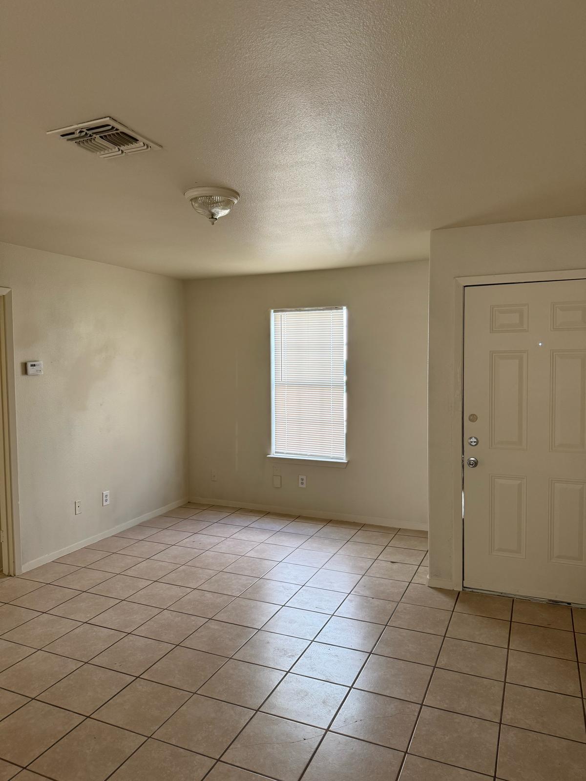 Building Photo - 1405 Donaldson Ave