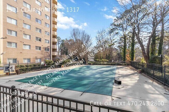 Building Photo - 1501 Clairmont Rd