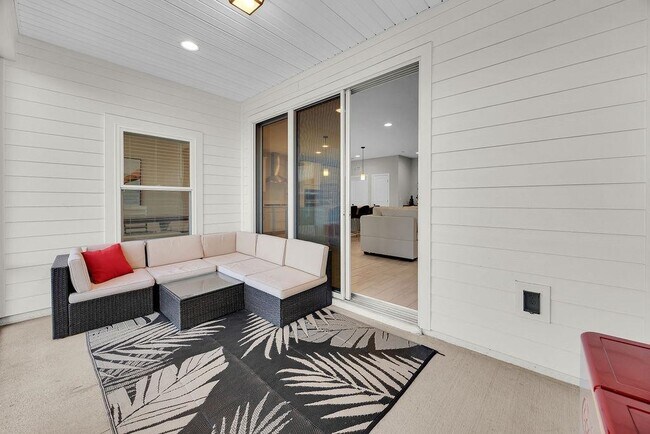 Building Photo - 161 Goldcrest Wy