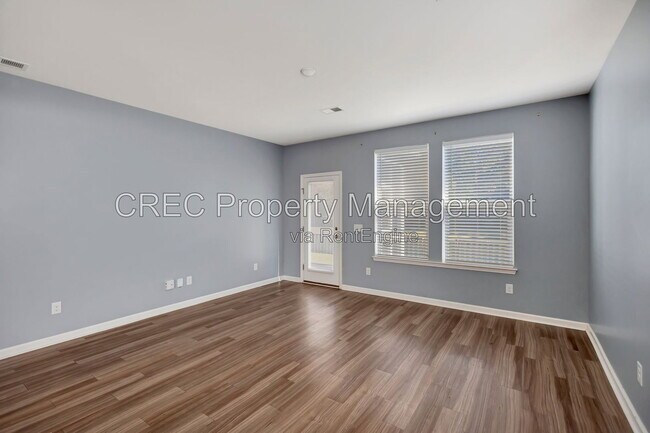 Building Photo - 1689 Eider Down Dr