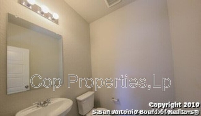 Building Photo - 2618 Paria Cyn
