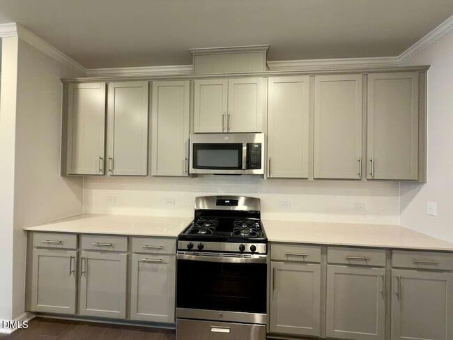 Building Photo - 6005 Grey Colt Wy