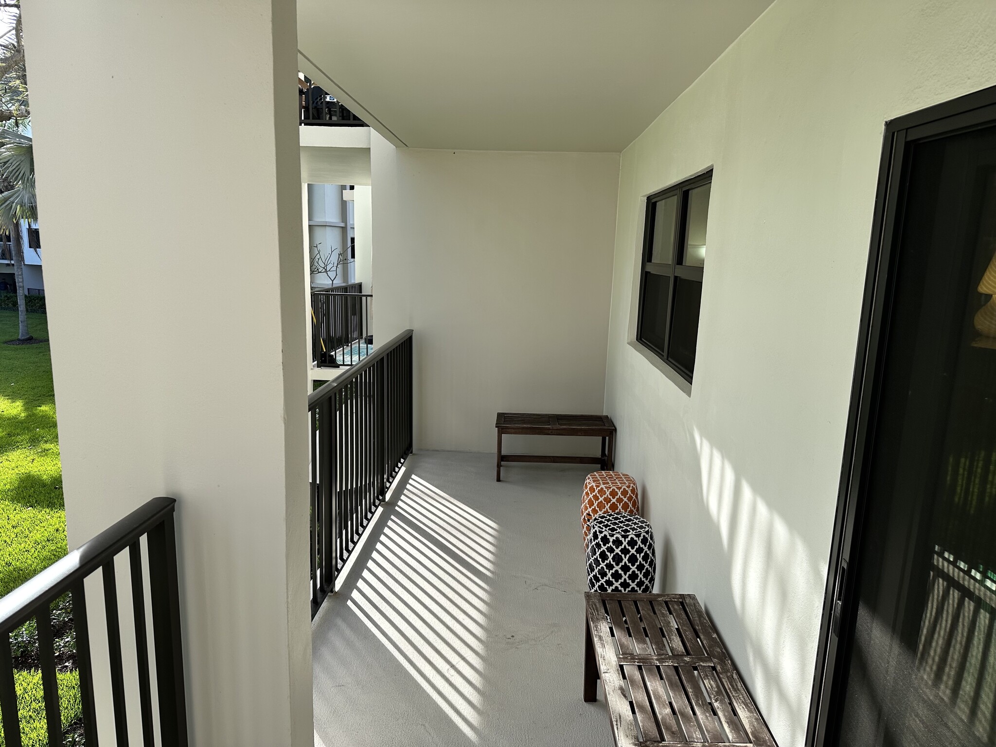 Building Photo - 900 River Reach Dr