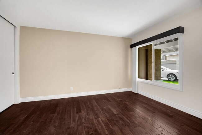 Building Photo - Beautiful 2-Story, 3-Bedroom, 3-Bath Townhome Community Pool