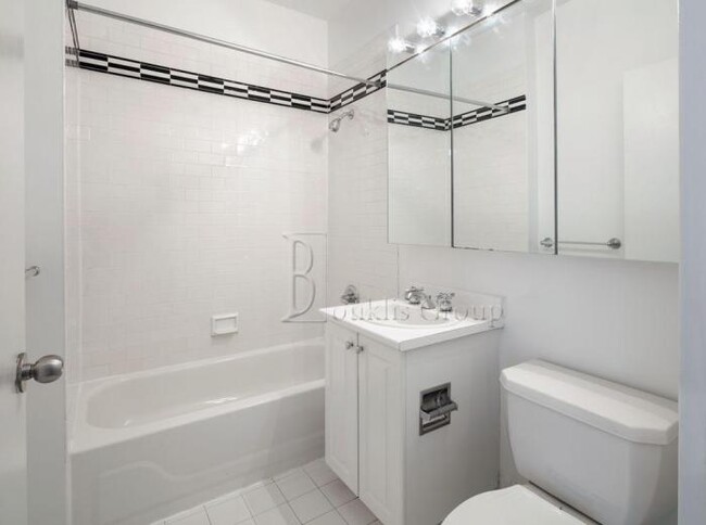 Building Photo - 1 bedroom in NEW YORK NY 10006