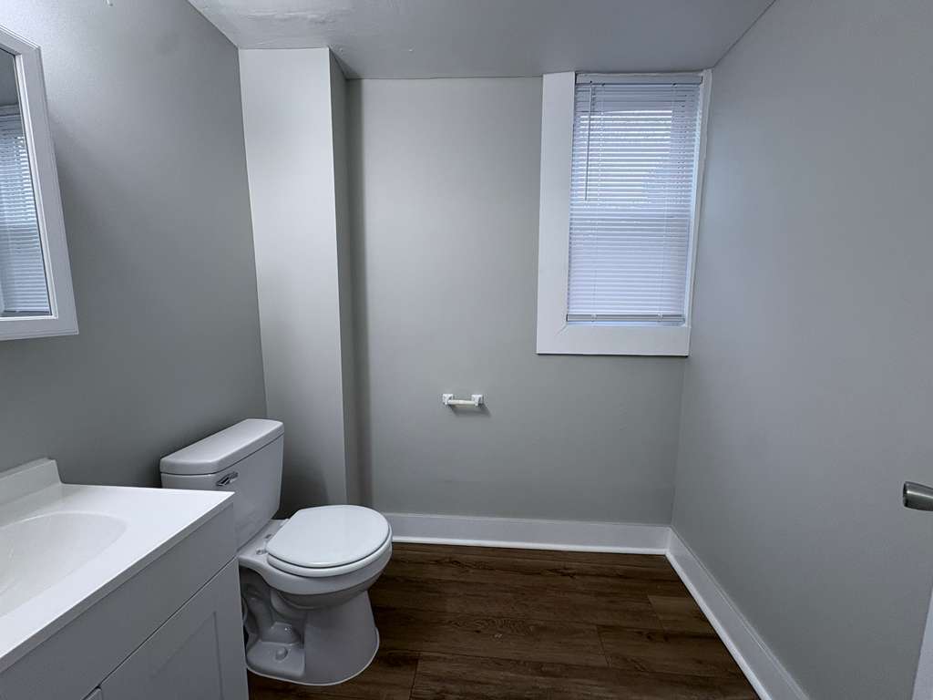 Building Photo - 24 Edgar St