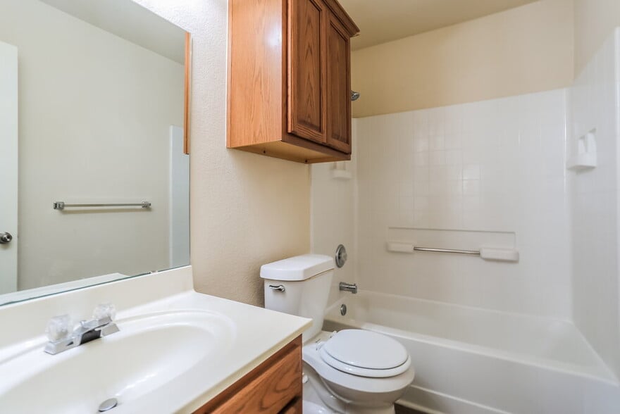 Building Photo - 12249 Shadow Wood Trail