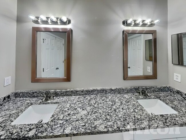 Building Photo - 4518 Saddle Creek Pl