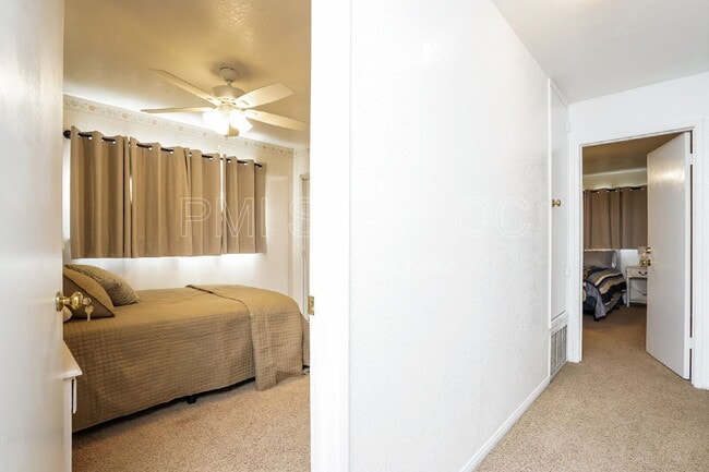 Building Photo - 9379 Esther St