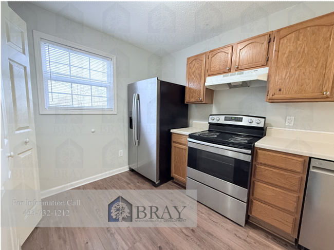 Building Photo - Charming 2-Bedroom Home on a Wooded Lot wi...