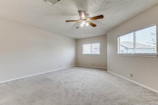 Building Photo - 5002 River Kenton