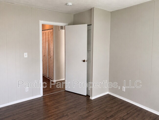 Building Photo - 2472 Sickle Rd
