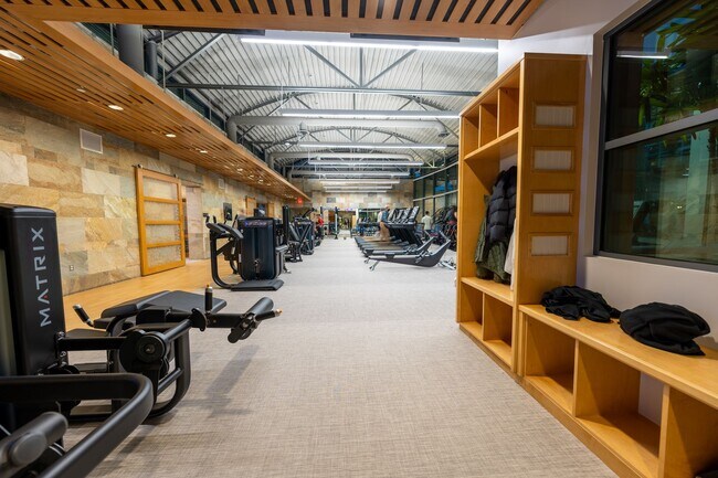 Building Photo - 113 Bowery