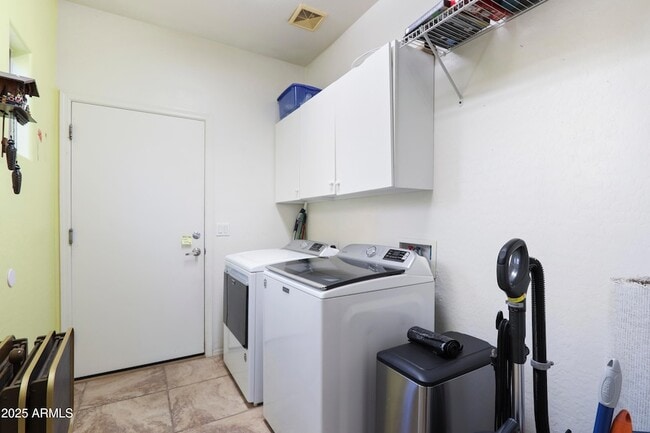 Building Photo - 20934 Sweet Dreams Dr