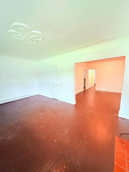 Building Photo - 12032 Santa Rosa Dr