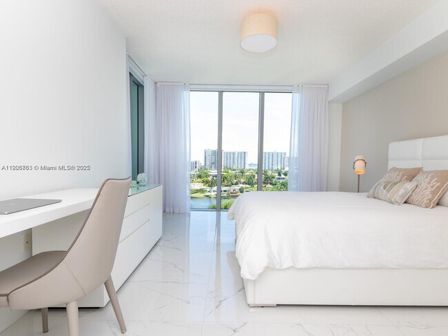 Building Photo - 330 Sunny Isles Blvd