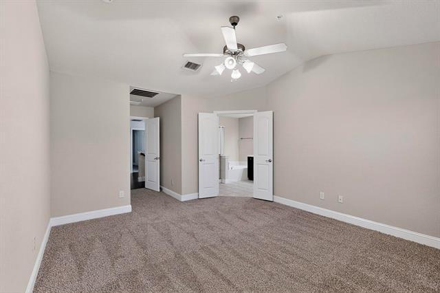 Building Photo - 2584 Jackson Dr