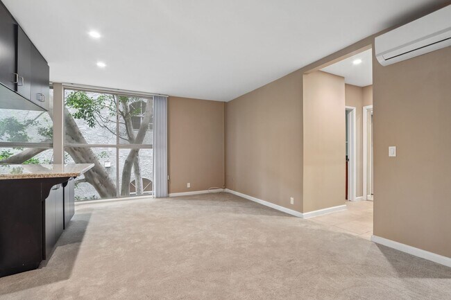 Interior Photo - Wetherly Townhouse