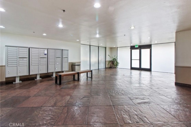 Building Photo - 19350 Sherman Way