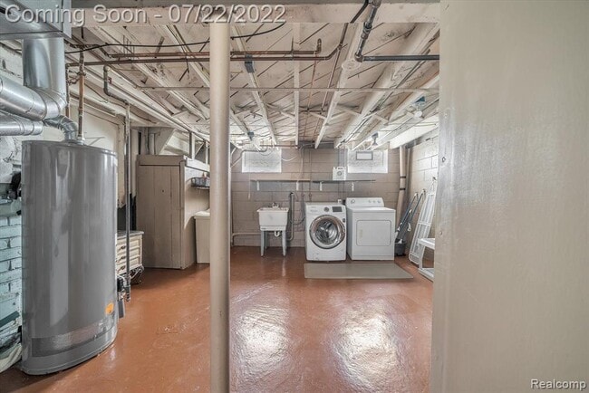 Building Photo - 575 E Southlawn Blvd