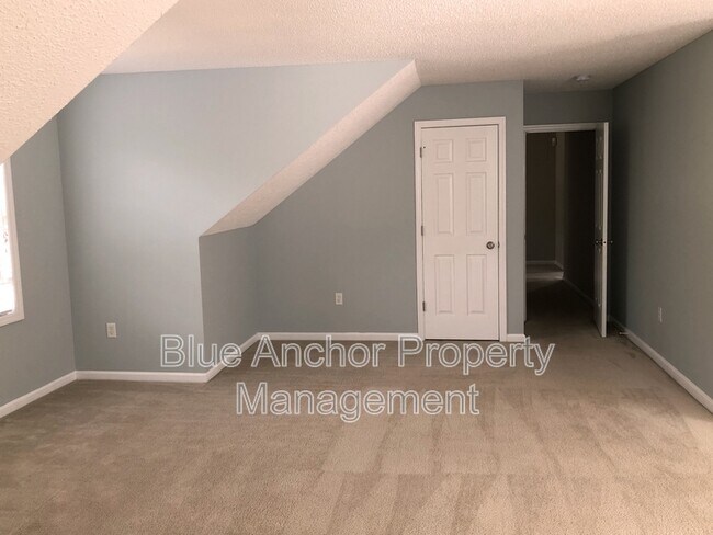 Building Photo - 1343 Chadwick Shores Dr