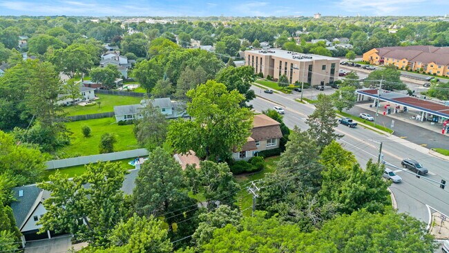 Building Photo - 288 Middaugh Rd