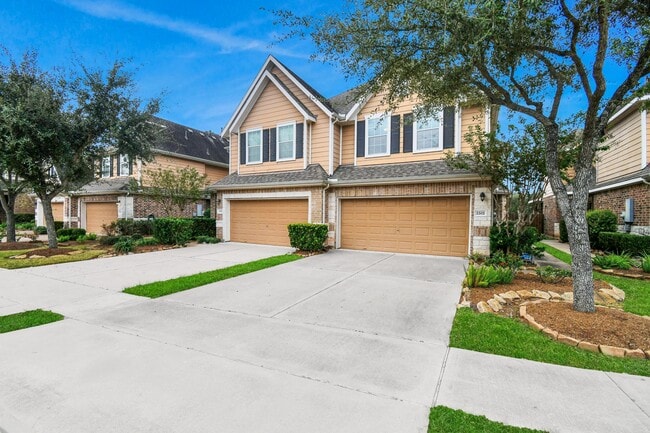 Building Photo - 2202 Waterford Park St