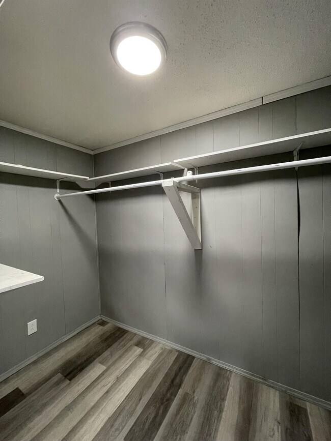 Building Photo - 5216 Fagan St