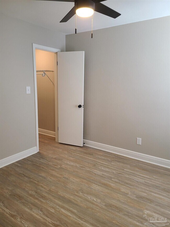 Building Photo - 501 E Burgess Rd