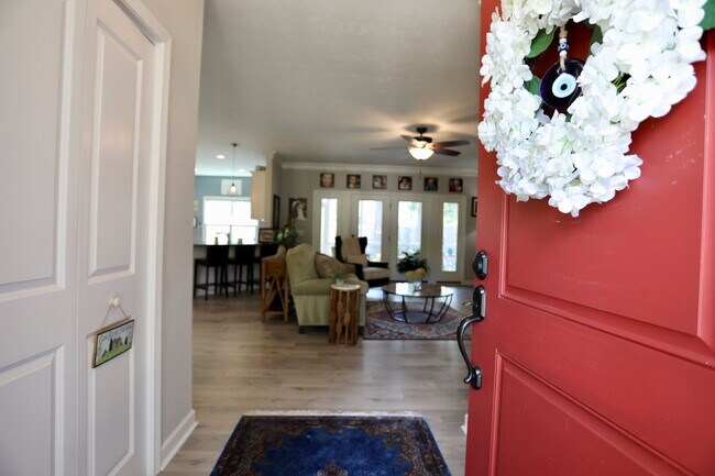 Building Photo - “Stunning 4-Bedroom Retreat with Granite Elegance at 2 River Drive, Pinehurst"