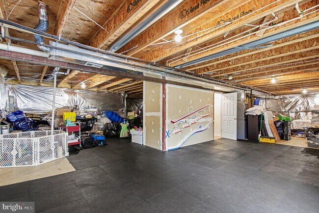 Building Photo - 15812 Ibsen Pl