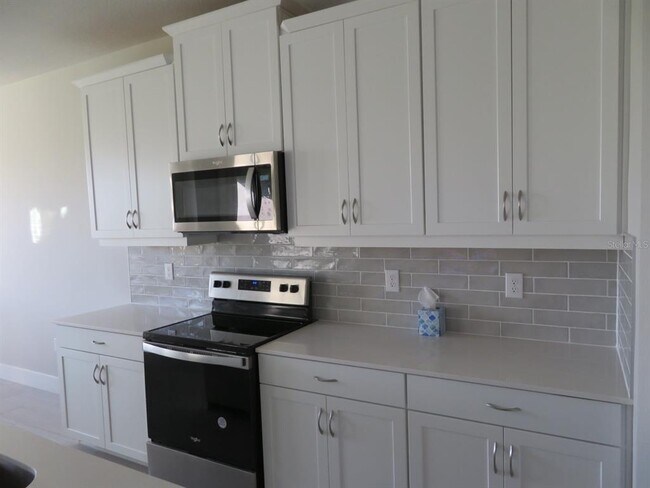 Building Photo - 20488 Bandera Pl