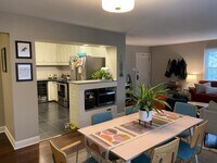 Building Photo - 913 Palmer Rd