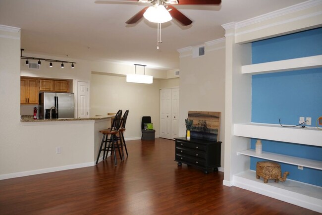 Building Photo - Upgraded Condo in Gated Community of Plant...