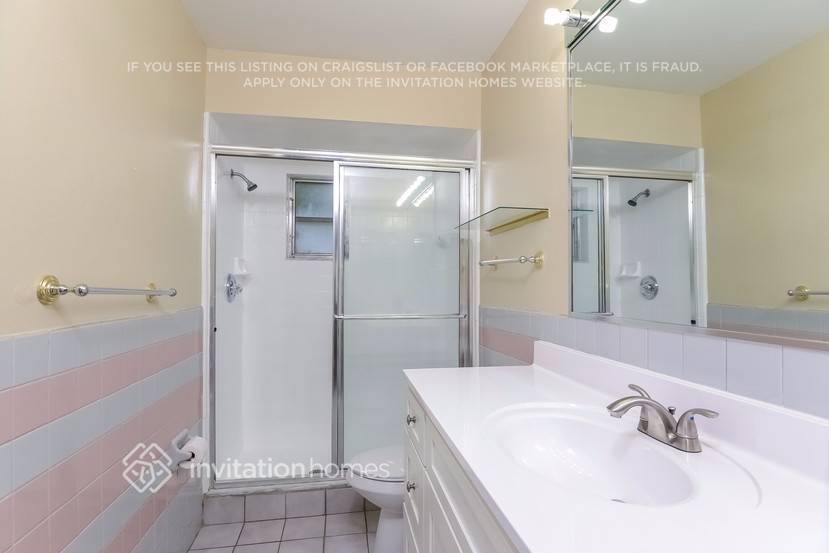 Building Photo - 6749 67th Ln N