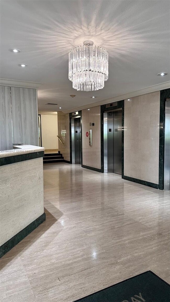 Building Photo - 1408 Brickell Bay Dr