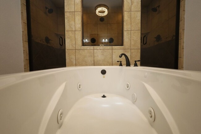 Building Photo - 124 Mill Pond Pl