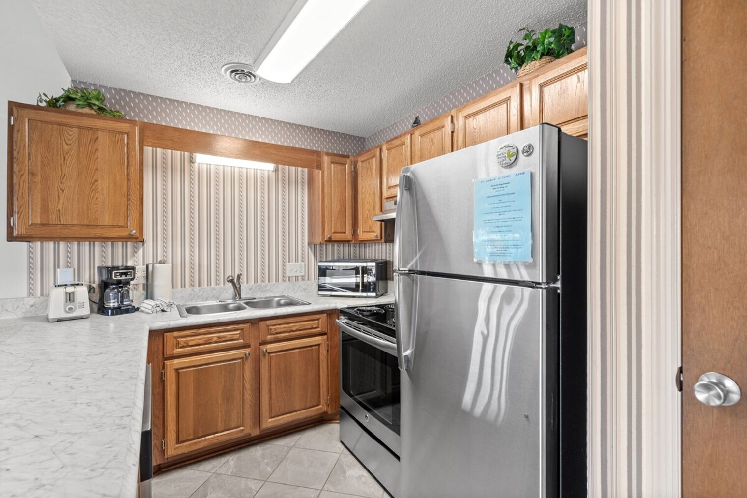 Building Photo - 1930 Bent Grass Dr