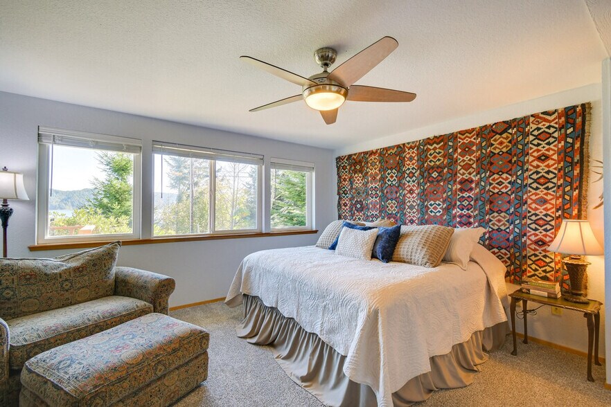 Building Photo - 131 N Mardell Ave