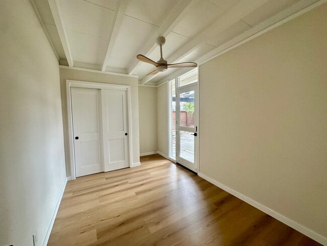 Building Photo - Beautifully Brand New Updated Home- Great Schools- Pet Okay