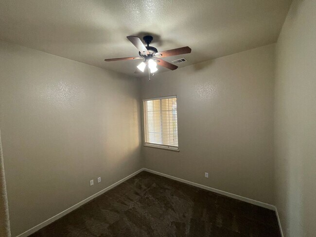 Building Photo - Ideal 4br/2ba single story in Morada