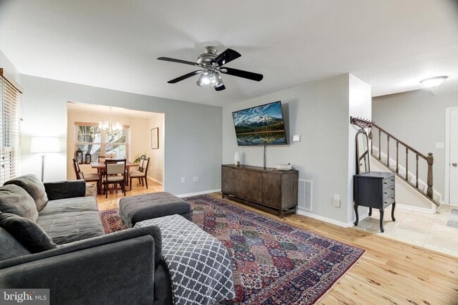 Building Photo - 22 Newland Ct