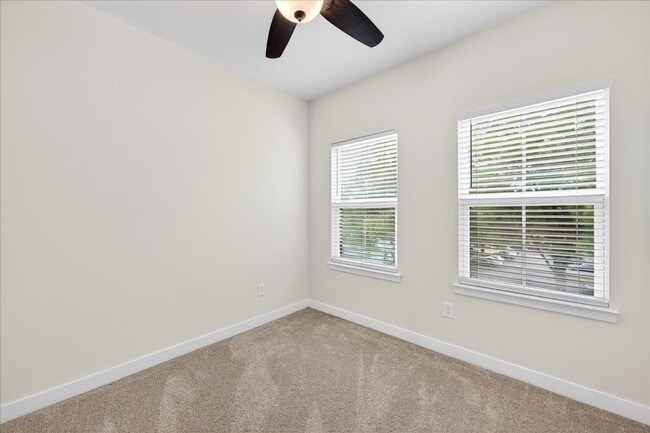 Building Photo - 530 Billingsley Rd