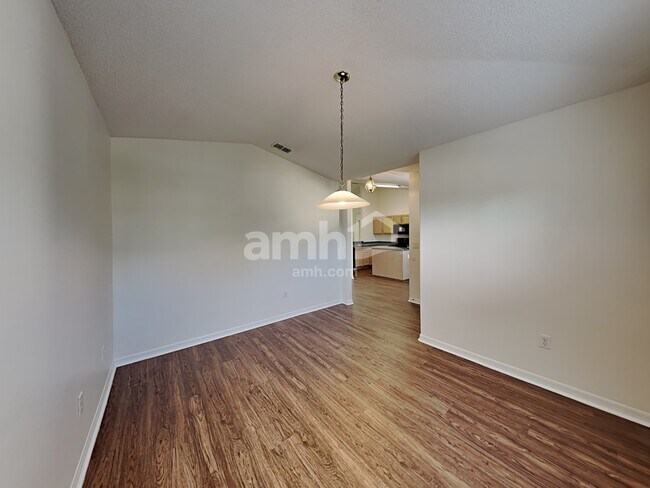 Building Photo - 4416 Brookdale Court