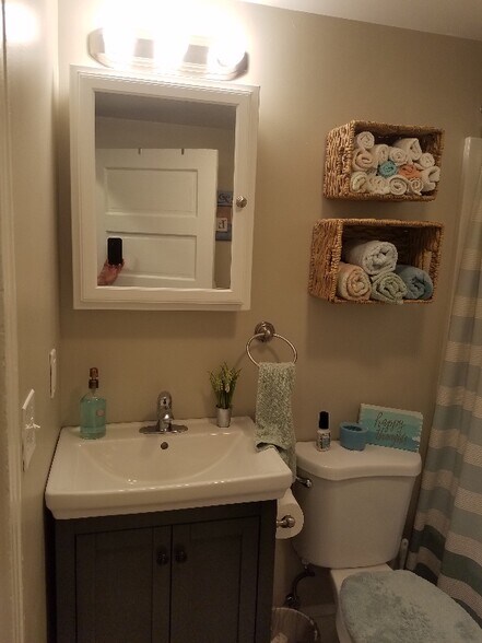 Building Photo - 177 County St