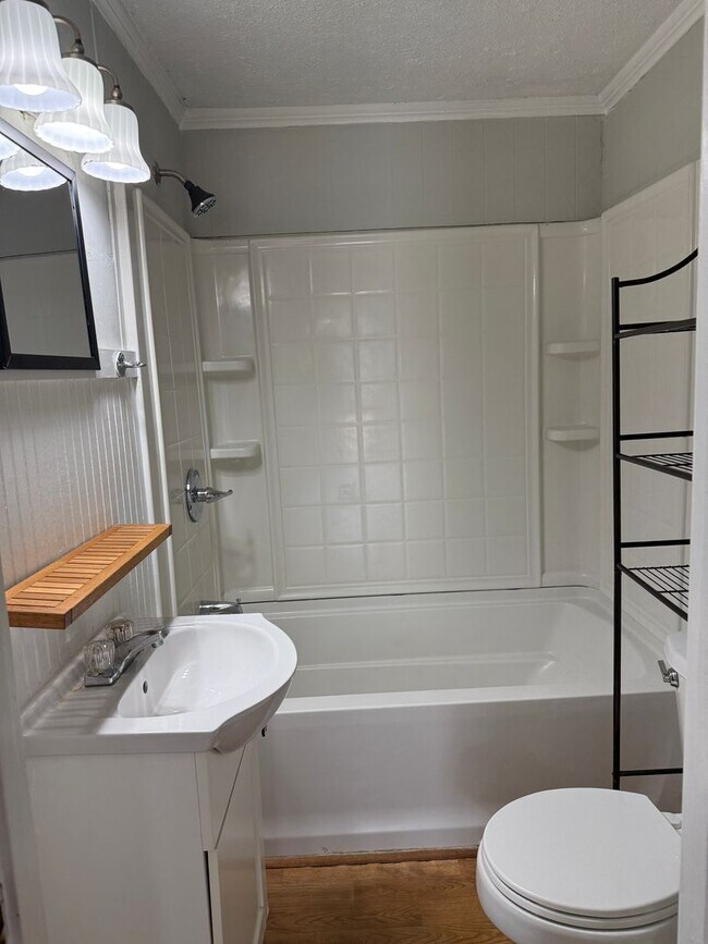 Building Photo - Lexington Area - Call Lexington office for information and to view 803-359-0793